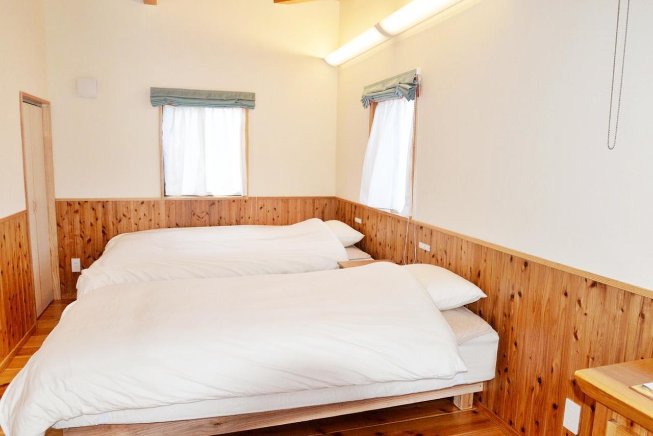 Nakijin Lodge Pensajoya Εξωτερικό φωτογραφία